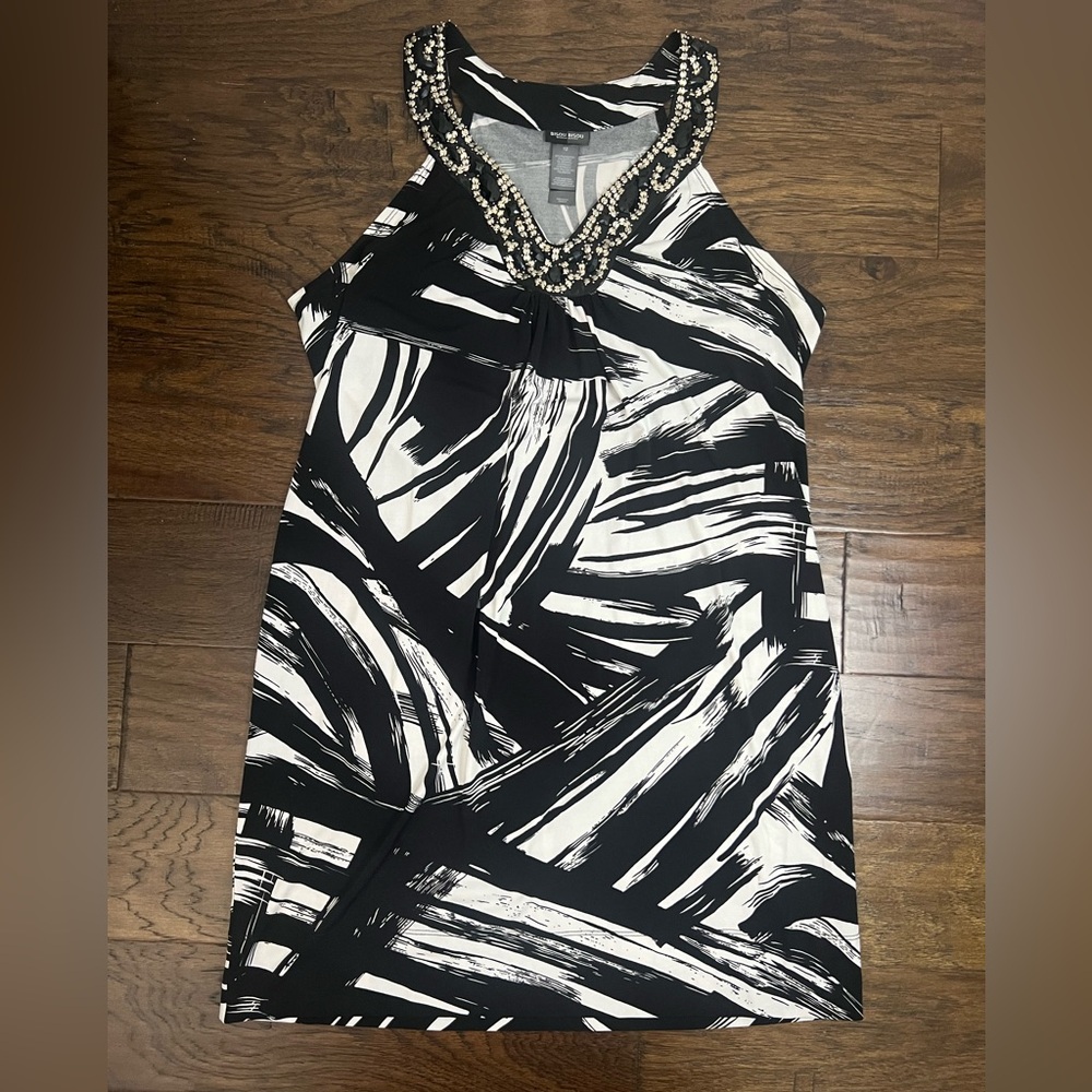 Bisou Bisou Black and White Abstract Pattern Mini Dress with Beading Size 12